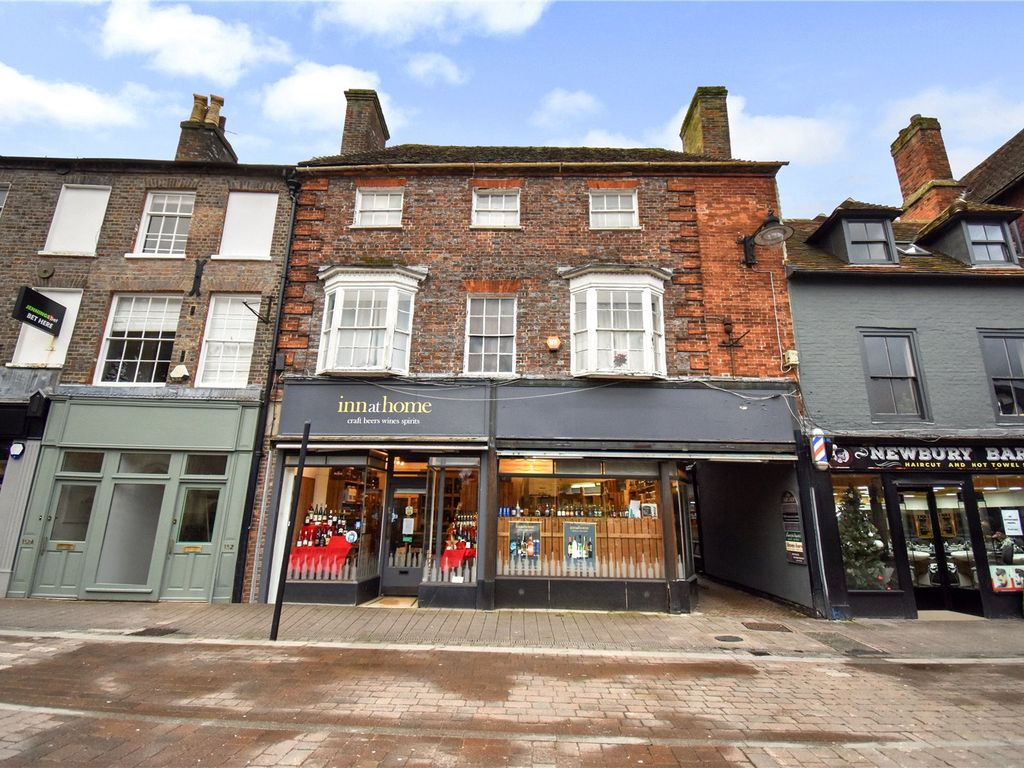 4 bed flat for sale in Bartholomew Street, Newbury, Berkshire RG14, £200,000 Zoopla