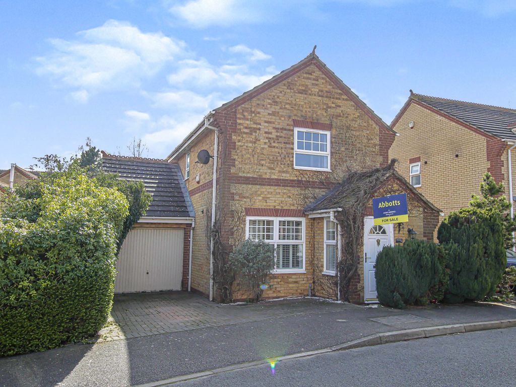 3 bed detached house for sale in Cowslip Drive, Little Thetford, Ely