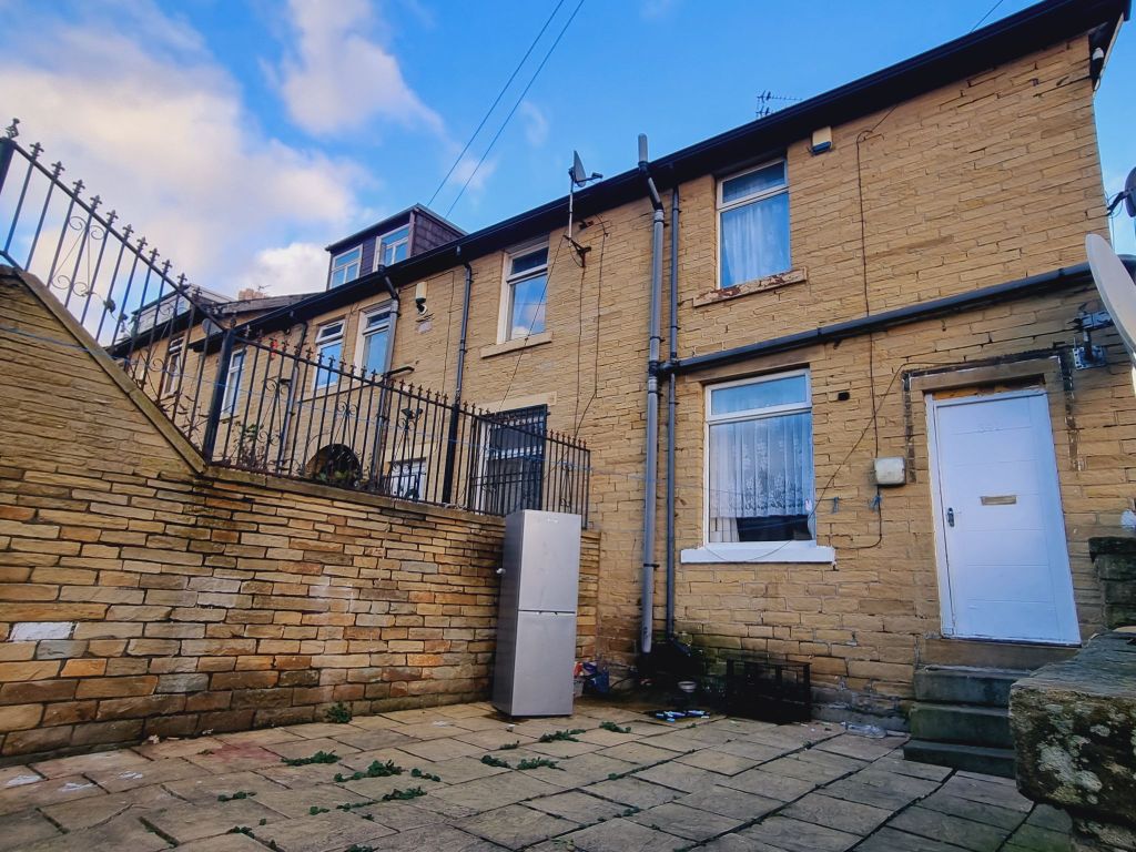 Kensington Street, Bradford BD8  