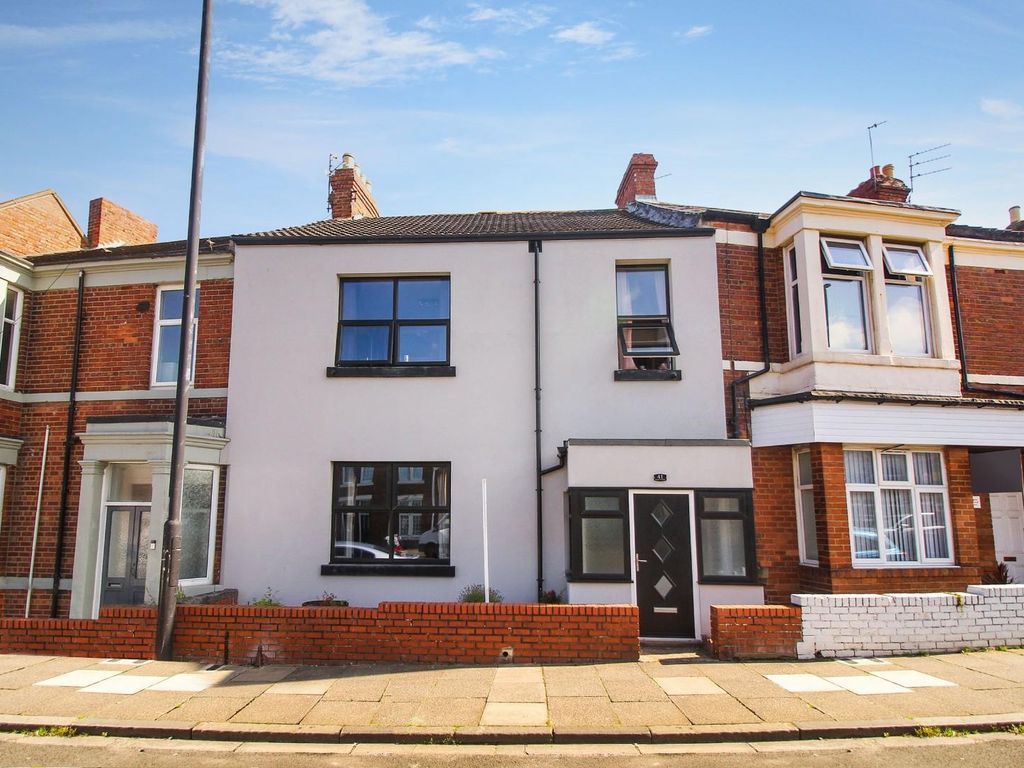4 bed terraced house for sale in John Street, Cullercoats, North