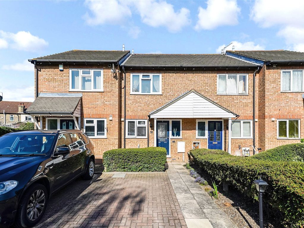 2 bed terraced house for sale in Sherry Mews, Barking IG11, £350,000