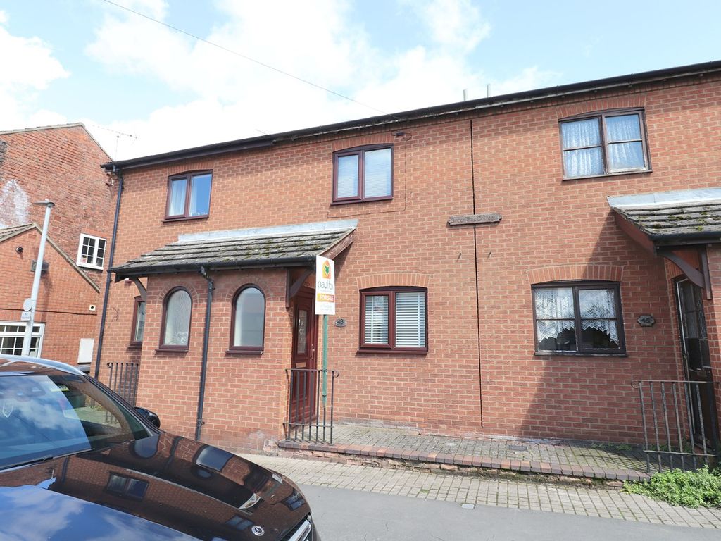 2 bed terraced house for sale in High Street, Messingham, Scunthorpe