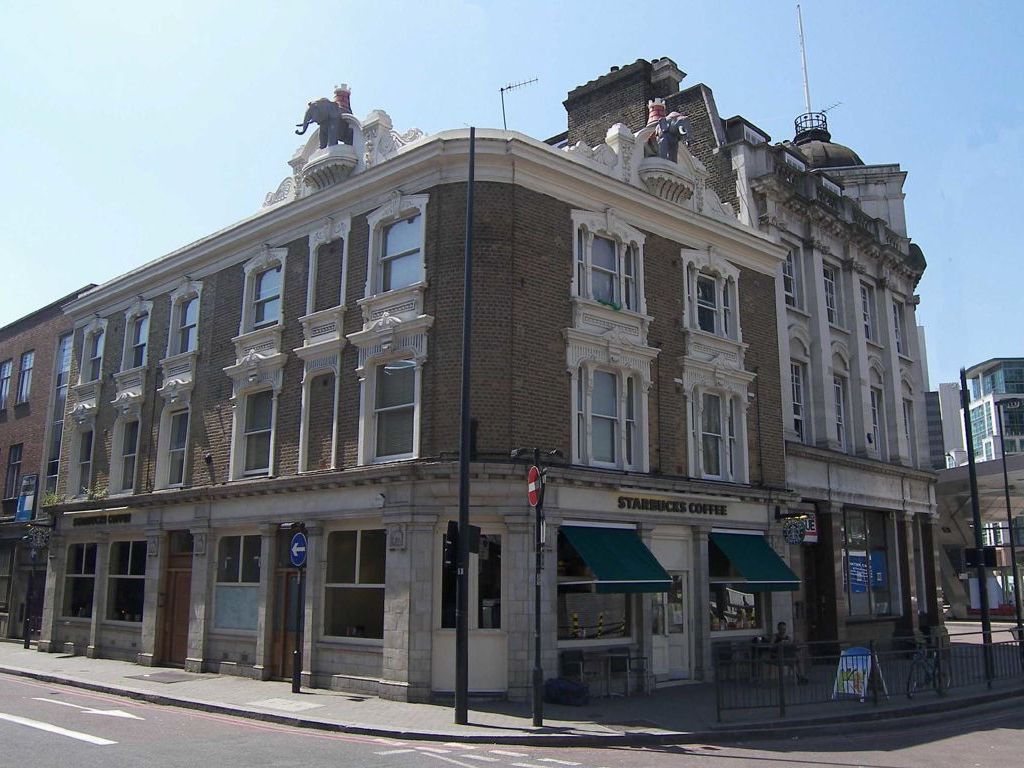 Studio to rent in South Lambeth Place, London SW8, £1,400 pcm Zoopla