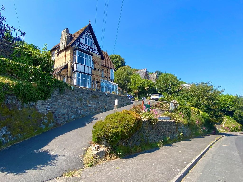 8 bed detached house for sale in Torrs Park, EX34 Zoopla