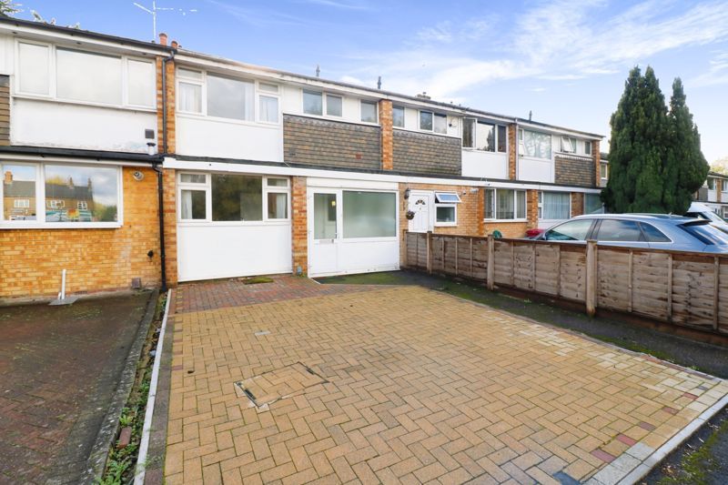 Willow Close, Colnbrook, Slough SL3