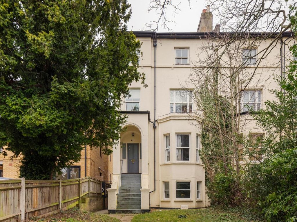 1 bed flat for sale in Hamlet Road, London SE19, £375,000 Zoopla