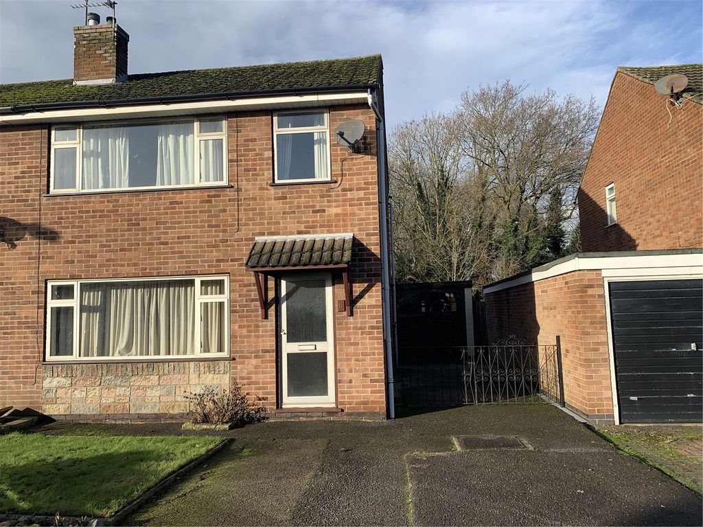 3 bed semidetached house for sale in Bridgeside, Stretton, BurtonOn