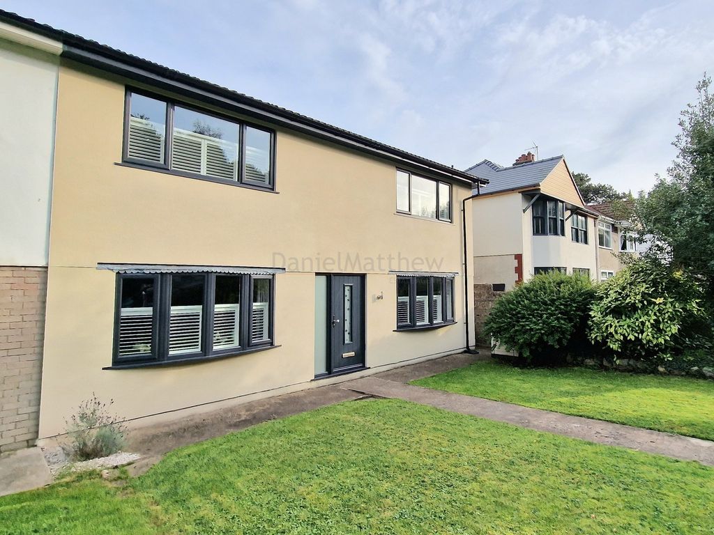 4 bed semidetached house for sale in Ewenny Road, Bridgend, Bridgend County. CF31, £339,950
