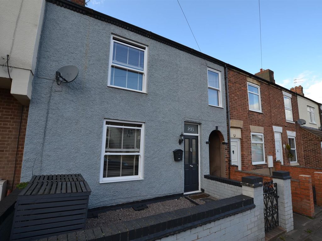 3 bed end terrace house for sale in Brook Street, Shepshed