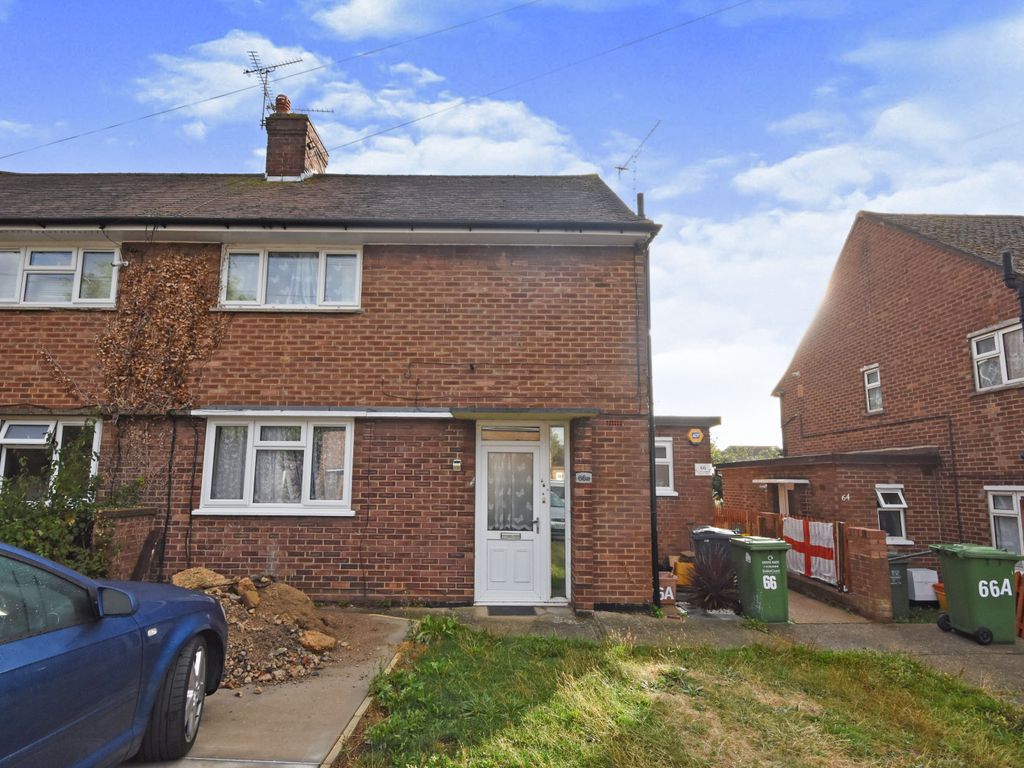 1 bed end terrace house for sale in Goldings Crescent, Basildon SS16