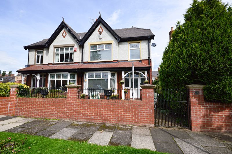 3 bed semidetached house for sale in Rosebery Avenue, Blyth NE24 Zoopla