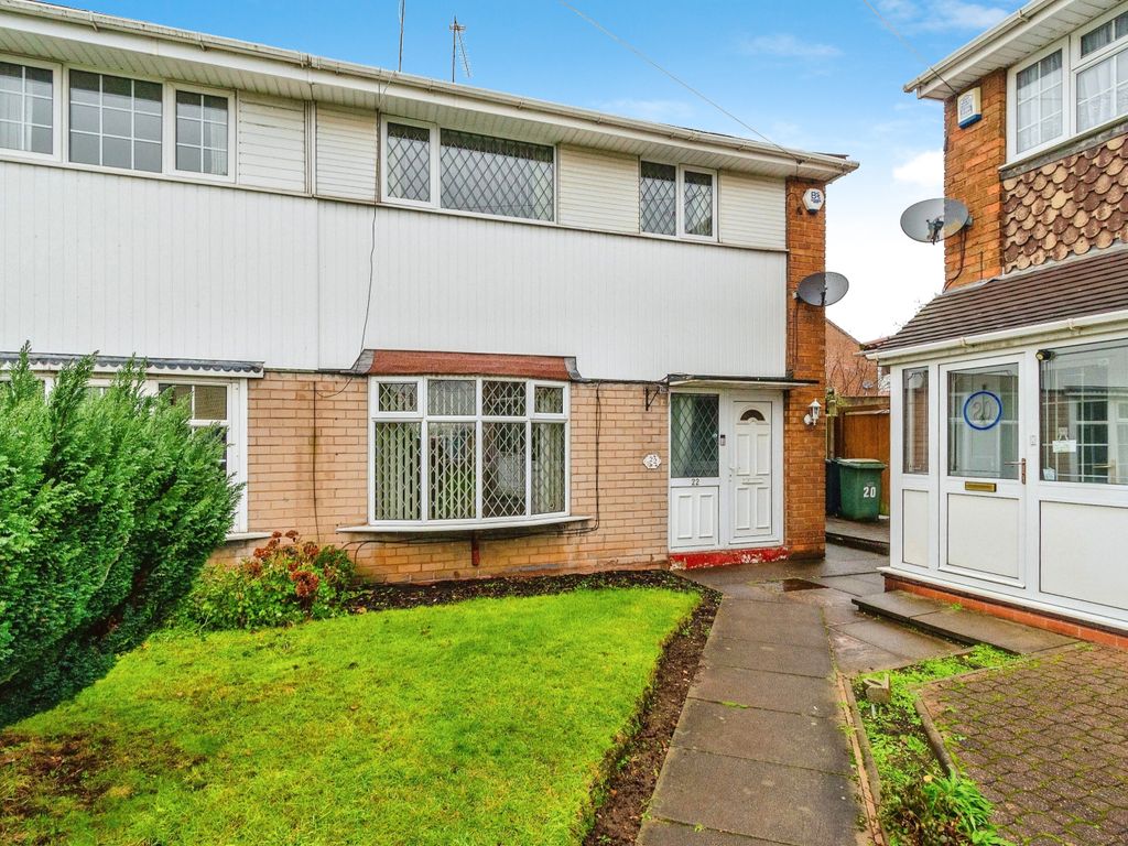 3 bed semidetached house for sale in Hucker Road, Walsall, West