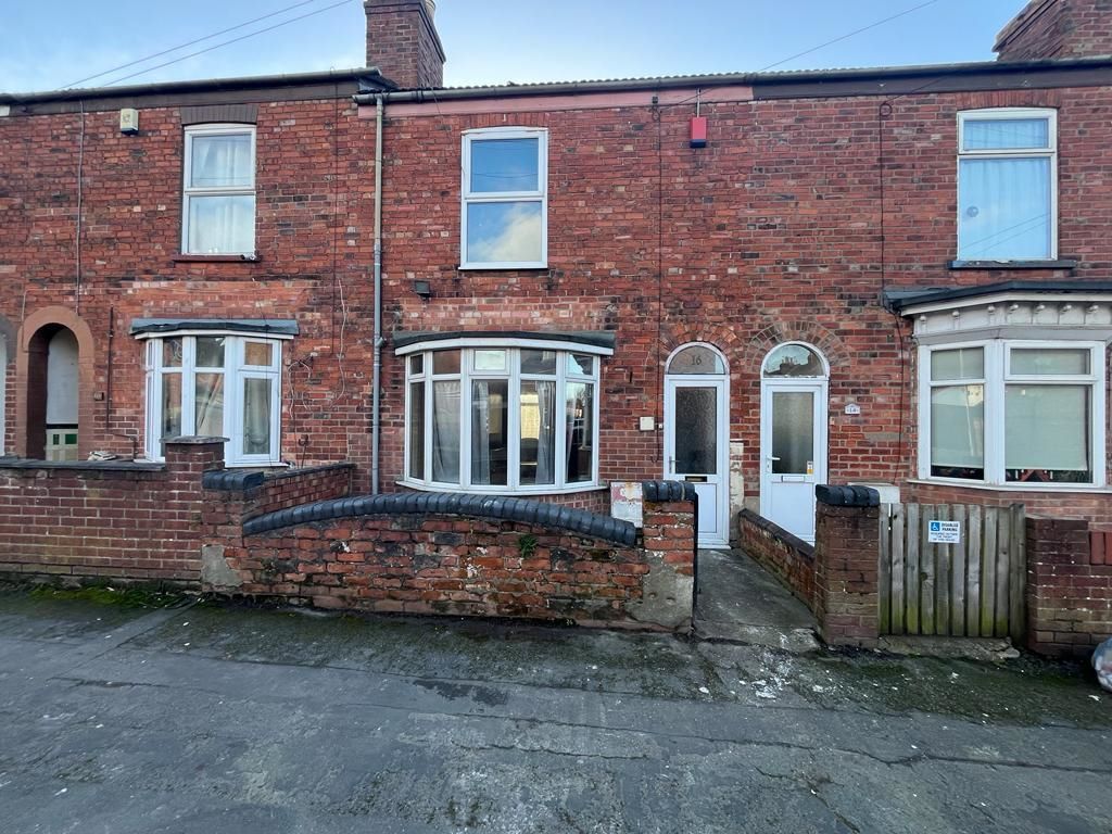 3 bed terraced house for sale in 16 Washington Street, Gainsborough