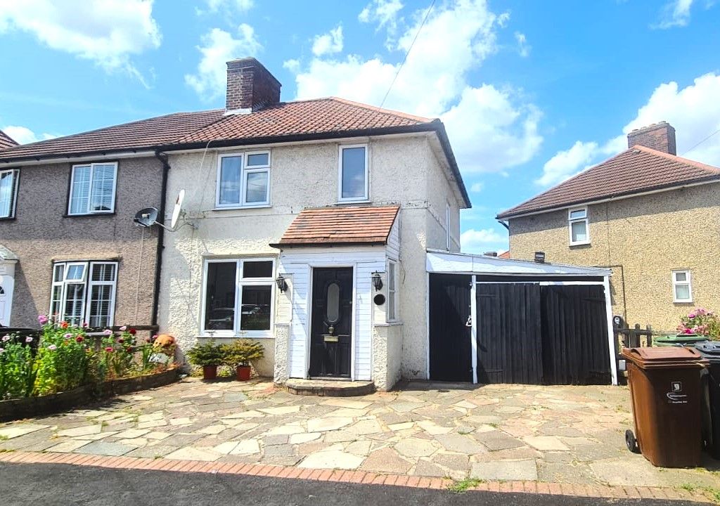 3 bed terraced house for sale in Keppel Road, Dagenham RM9 Zoopla