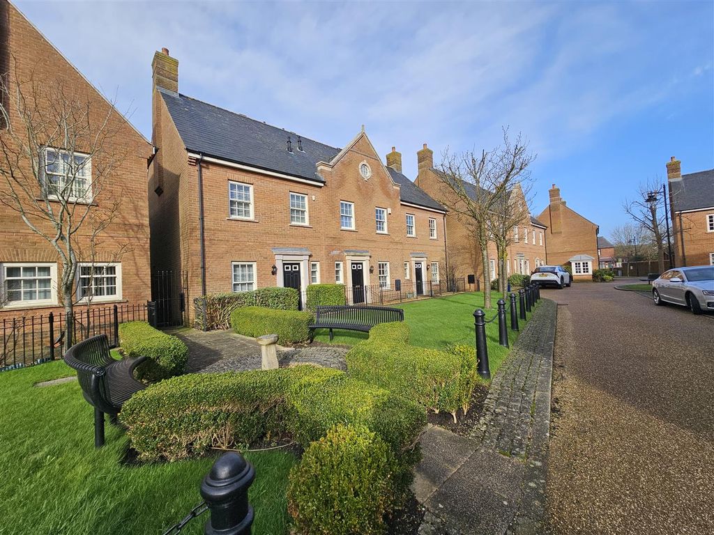 3 bed property for sale in Bakers Mews, Tarleton, Preston PR4, £220,000 Zoopla