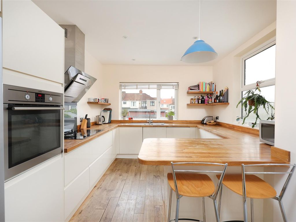 3 bed terraced house for sale in Keys Avenue, Horfield, Bristol BS7, £