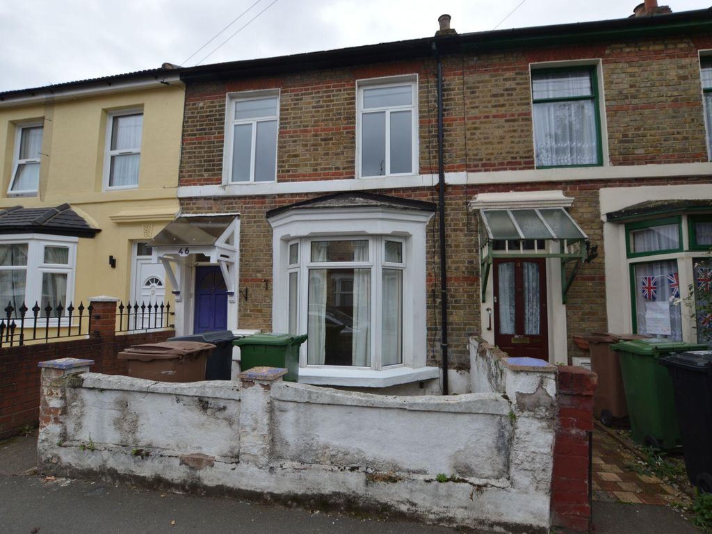 3 bed terraced house to rent in Wilmot Road, Leyton E10 Zoopla
