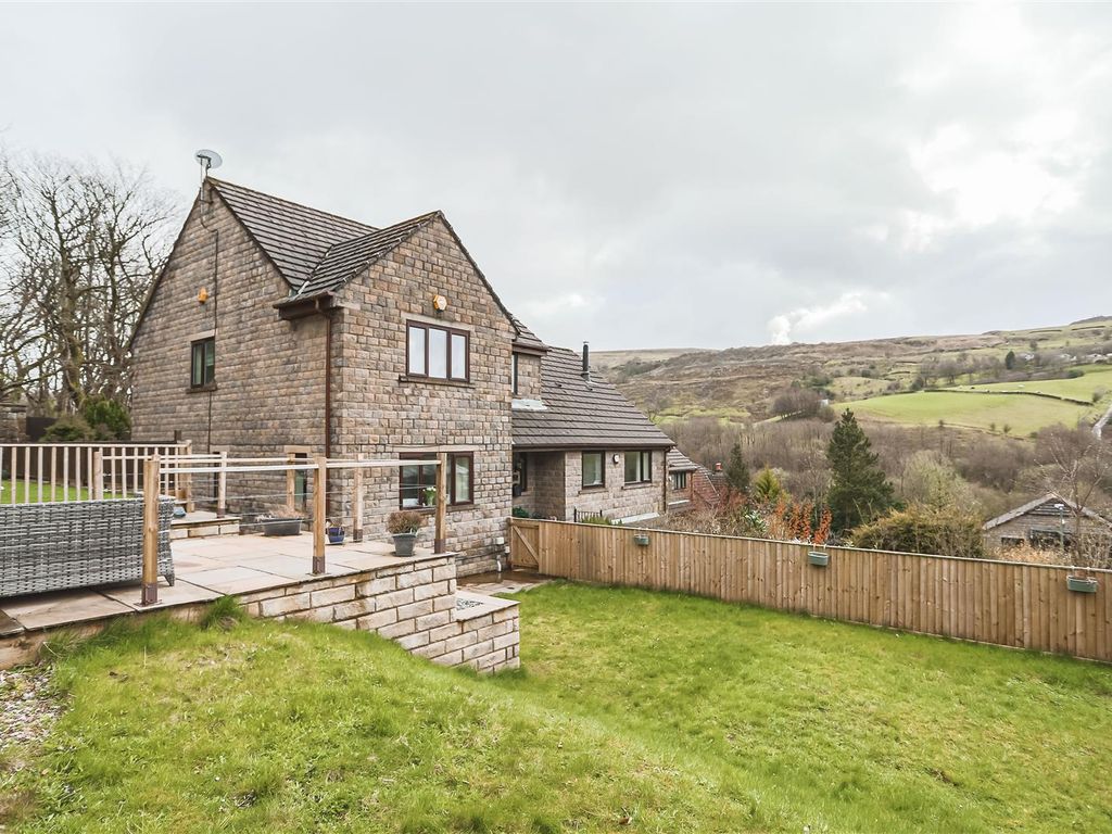 4 bed property for sale in Heys Close, Rossendale BB4 Zoopla