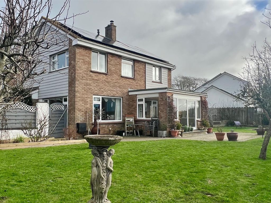 4 bed semidetached house for sale in Southlands, Wrafton, Braunton