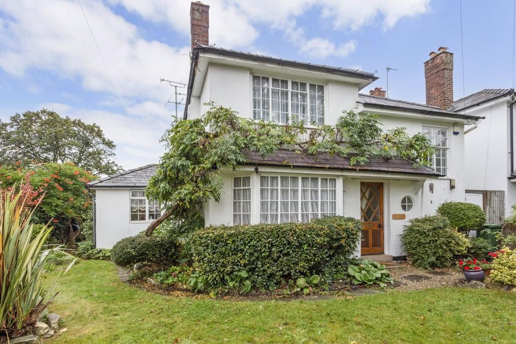 3 bed detached house for sale in Sydenham Road North, Cheltenham GL52