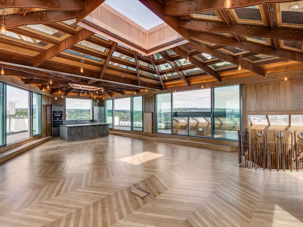 55 Holmes Road, Kentish Town, London NW5  