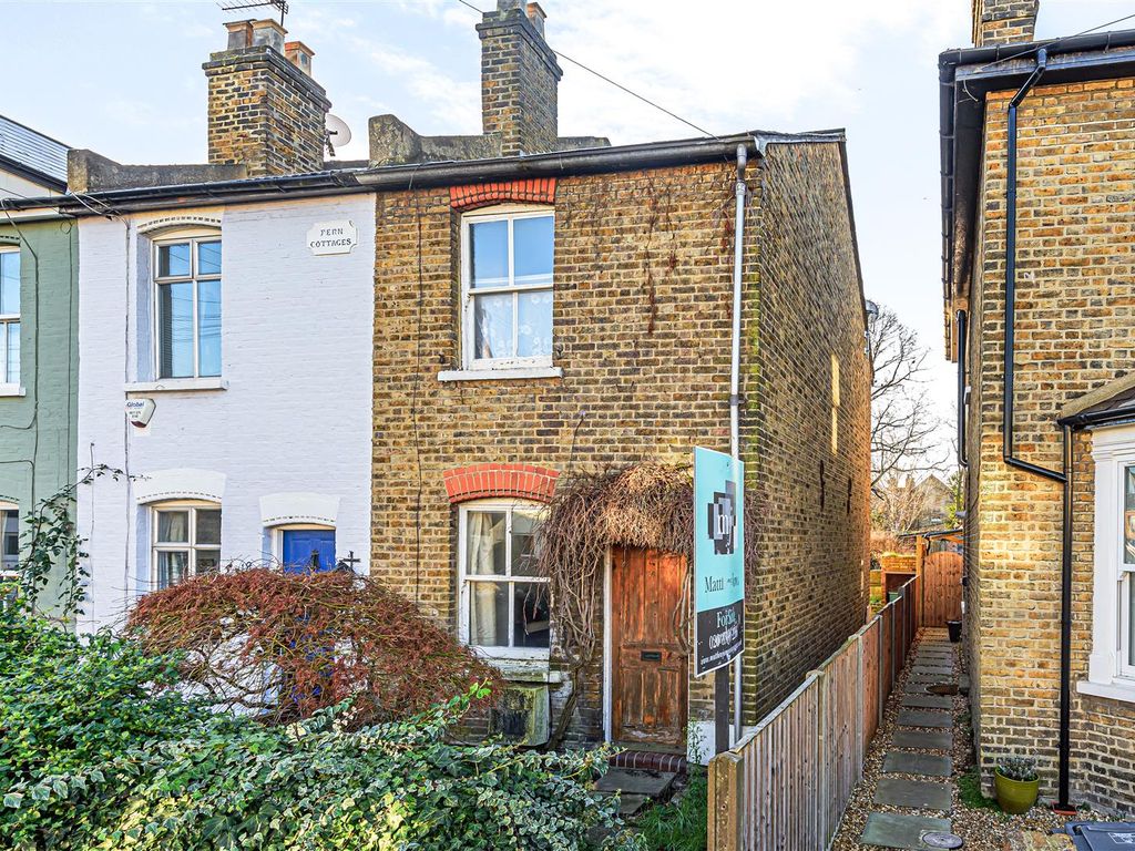 2 bed end terrace house for sale in Alfred Road, Kingston Upon Thames