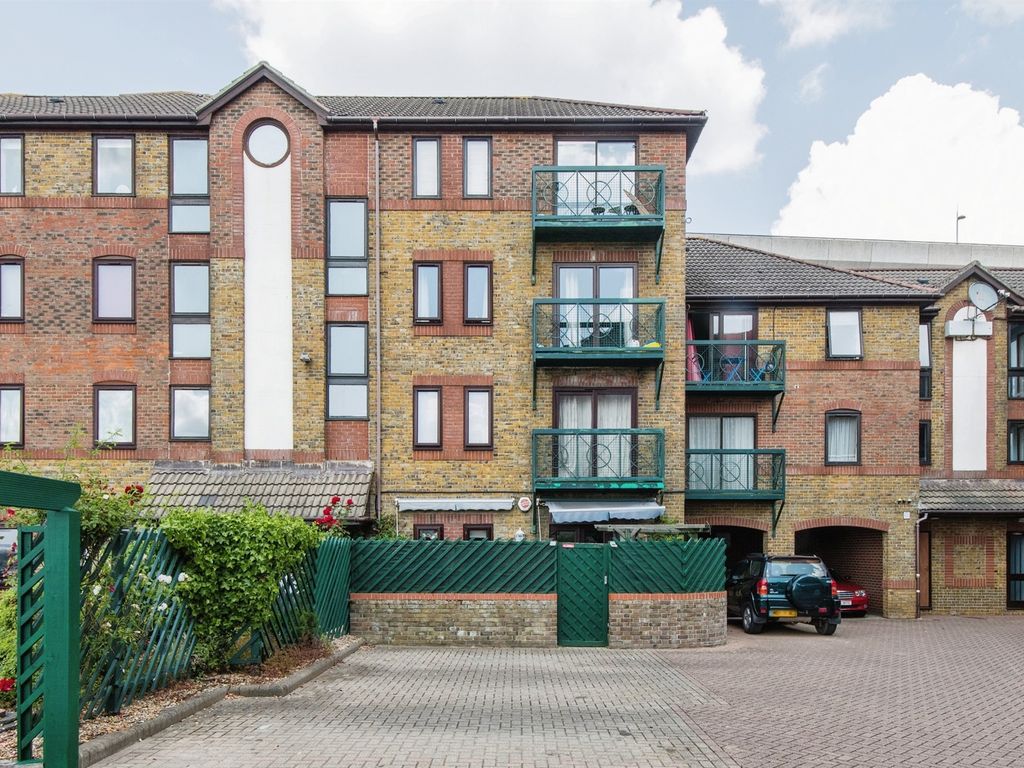 2 bed flat for sale in Mitchell Close, Southampton SO19 Zoopla