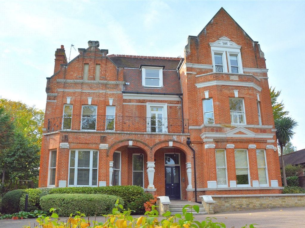 2 bed flat to rent in Sundridge Avenue, Bromley BR1, £2,000 pcm Zoopla