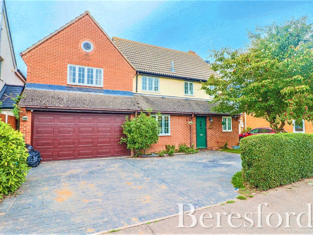 5 bed detached house for sale in Nounsley Road, Hatfield Peverel CM3