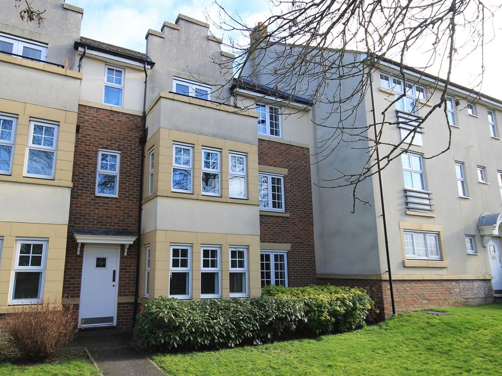 2 bed flat for sale in The Hawthorns, Flitwick MK45 Zoopla