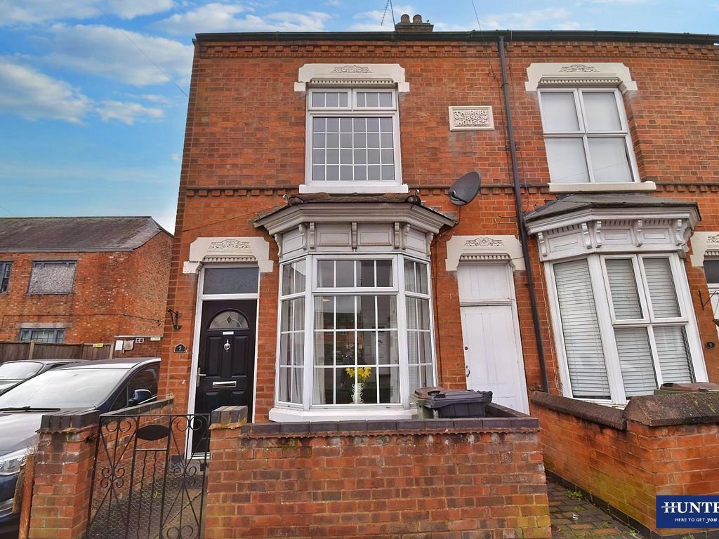 2 bed end terrace house for sale in Clifford Street, Wigston LE18, £