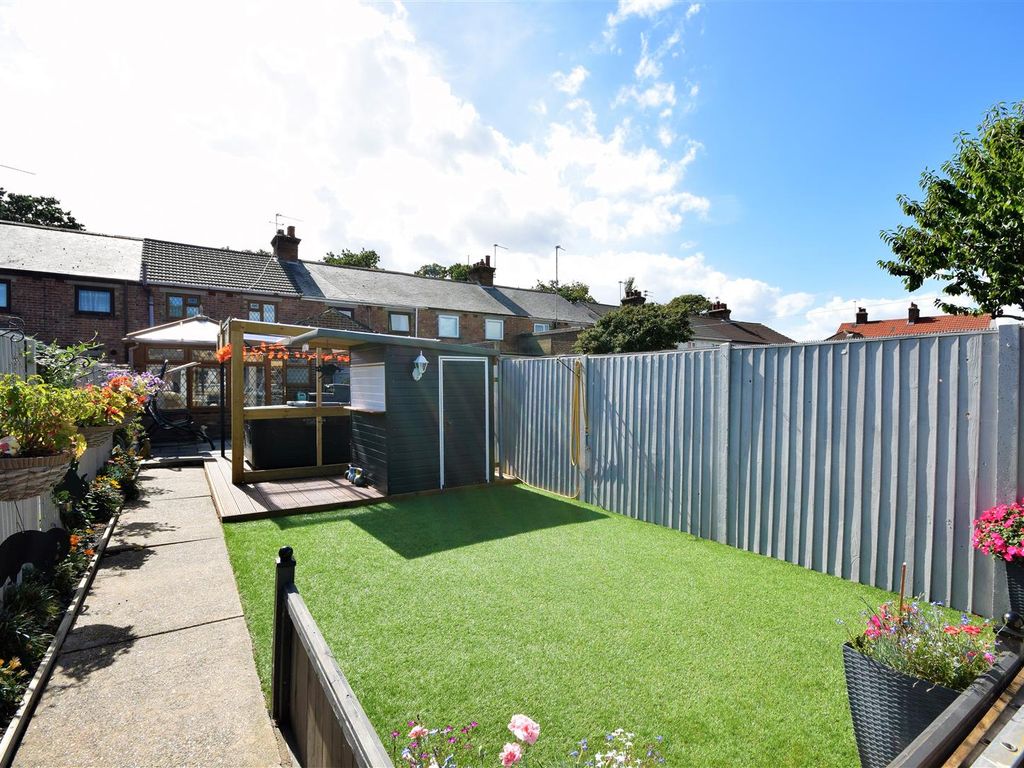 Drake Avenue, Great Yarmouth NR30  