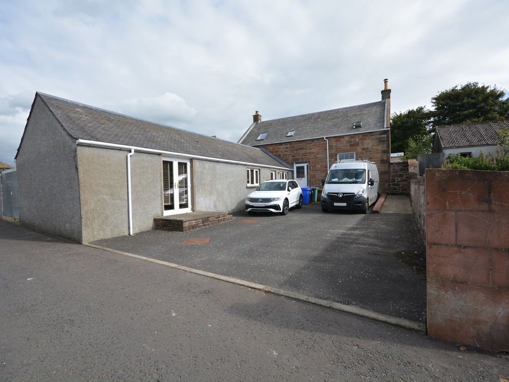 4 bed property for sale in Princes Street, Tarbolton, Mauchline KA5