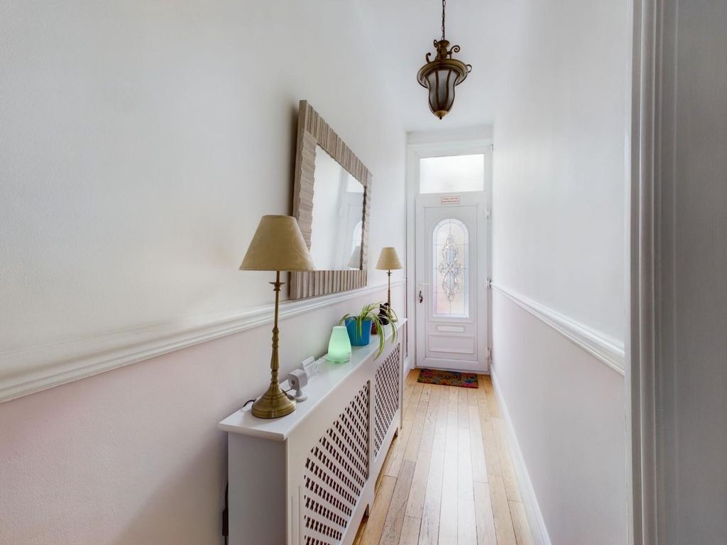 3 bed property for sale in Birches Head Road, Northwood, StokeOnTrent