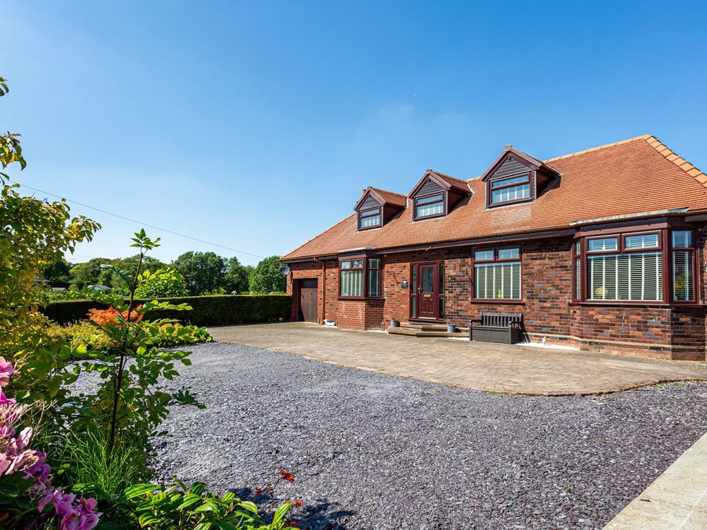 5 bed bungalow for sale in Cronton Lane, Widnes WA8, £550,000 Zoopla