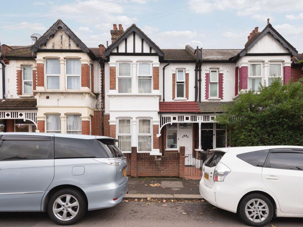 Colchester Road, Leyton E10