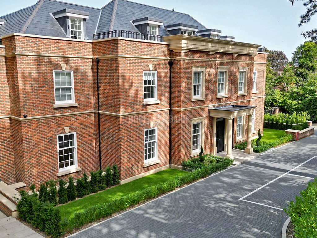 3 bed flat for sale in Lane, Elstree WD6, £1,695,000 Zoopla