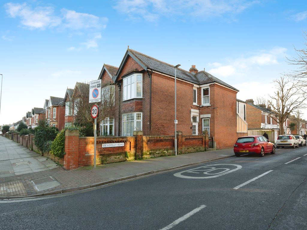 4 bed semidetached house for sale in Goldsmith Avenue, Southsea