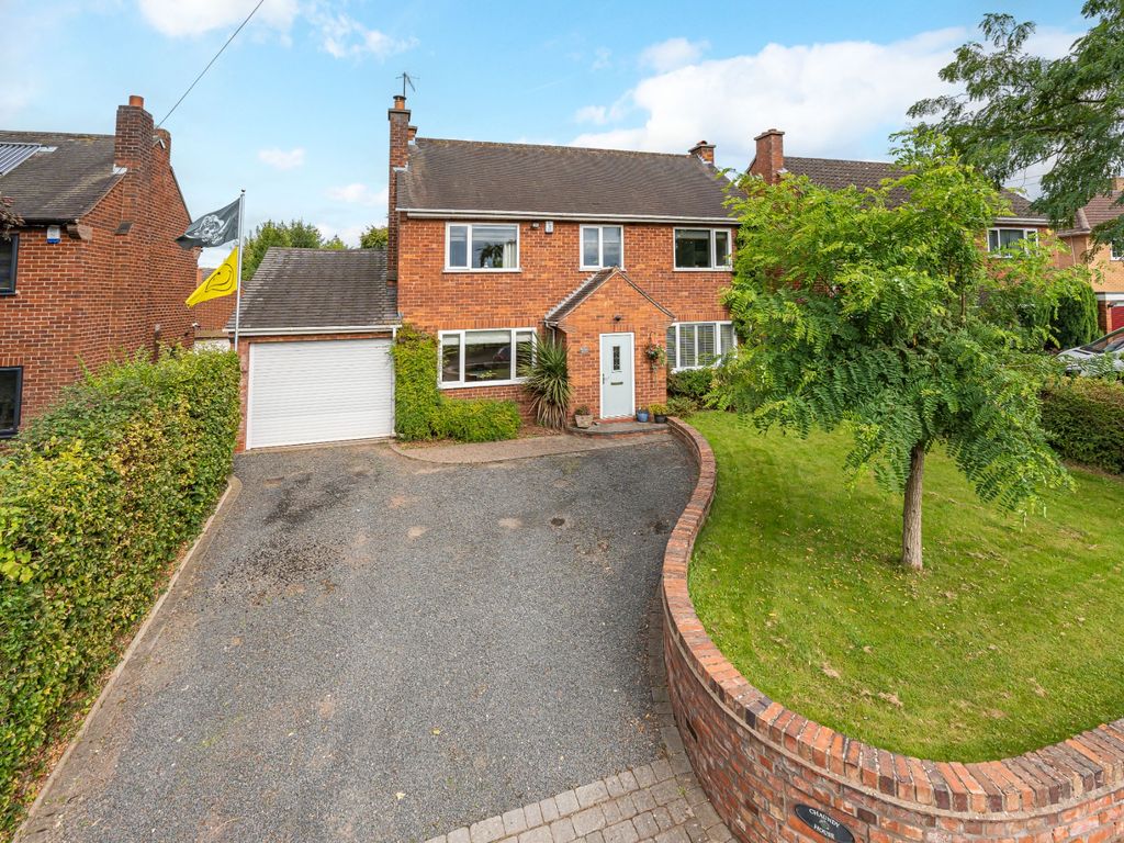 4 bed detached house for sale in The Village, Hartlebury, Kidderminster