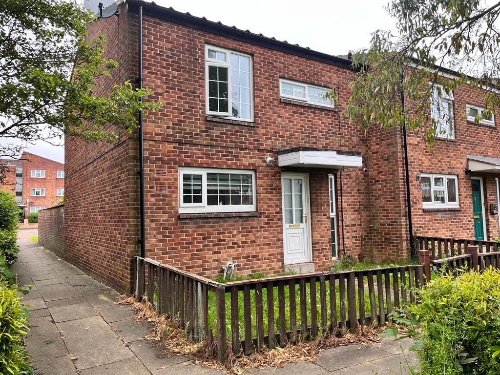 3 bed end terrace house for sale in Somerby Garth, Peterborough PE1