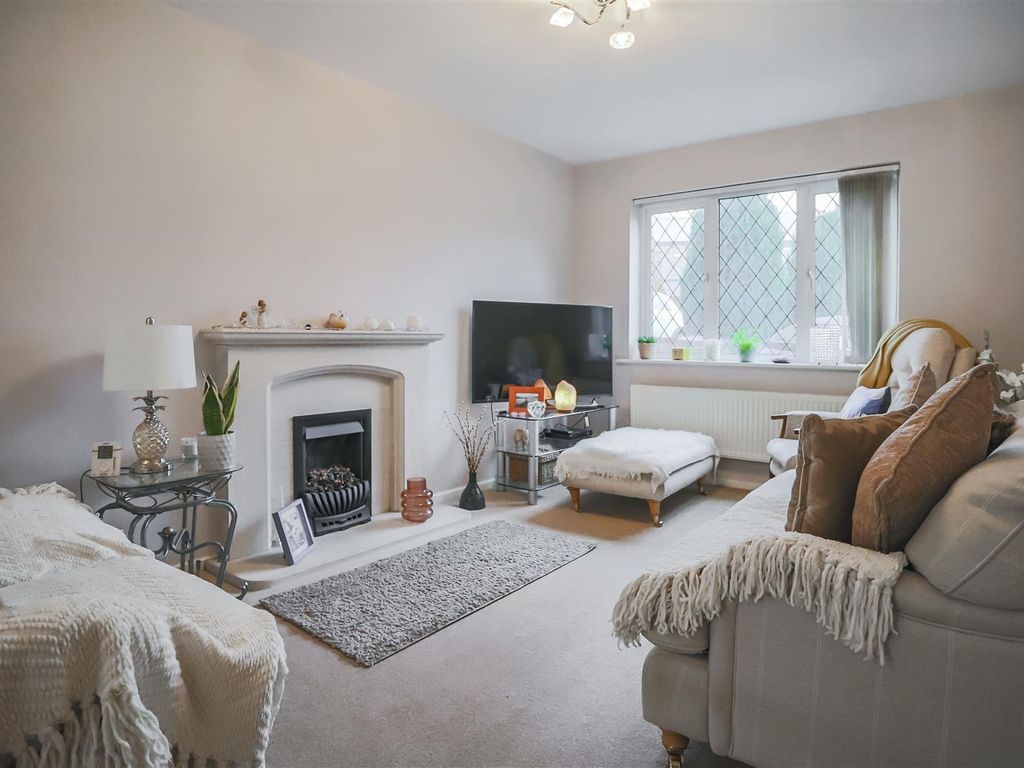 3 bed property for sale in Rectory Hill, Bury BL9 Zoopla