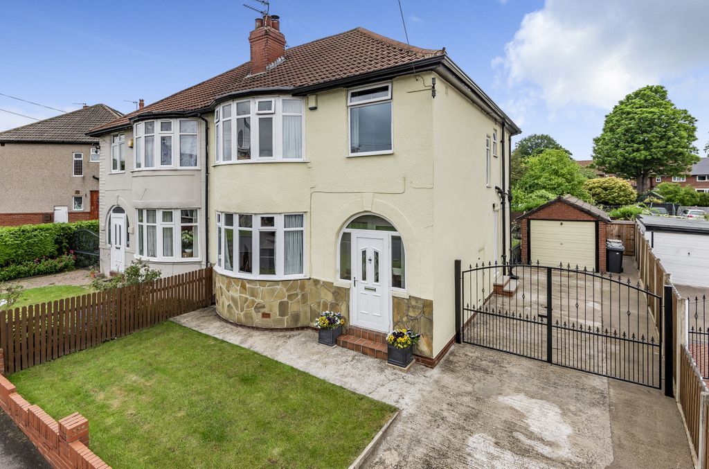 3 bed semidetached house for sale in Street Lane, Moortown, Leeds LS17
