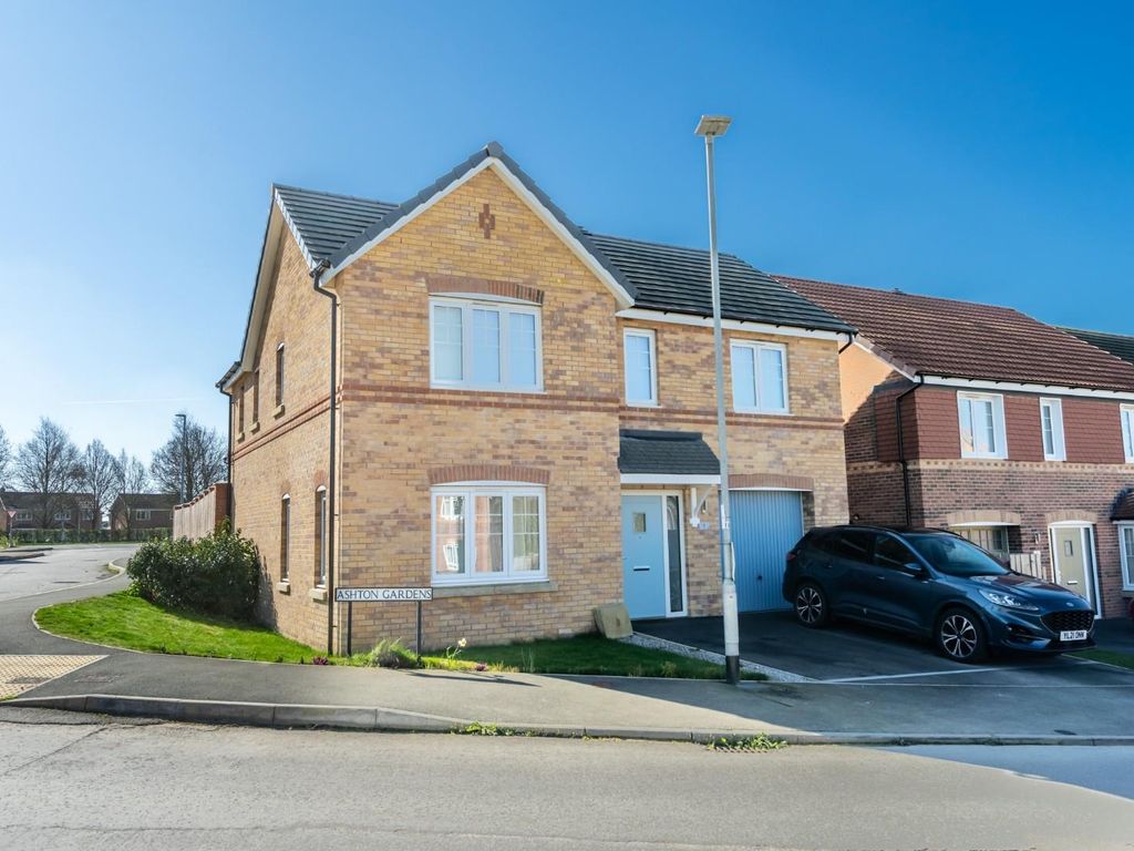 4 bed detached house for sale in Ashton Gardens, Stamford Bridge, York