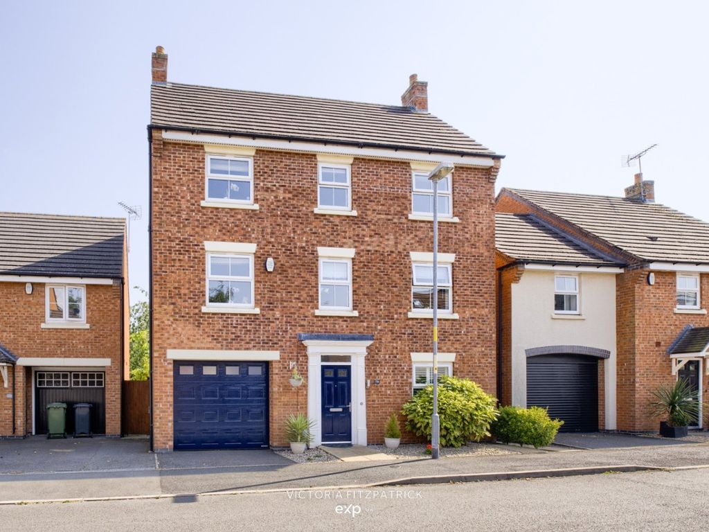 4 bed detached house for sale in Close, Redditch B98 Zoopla