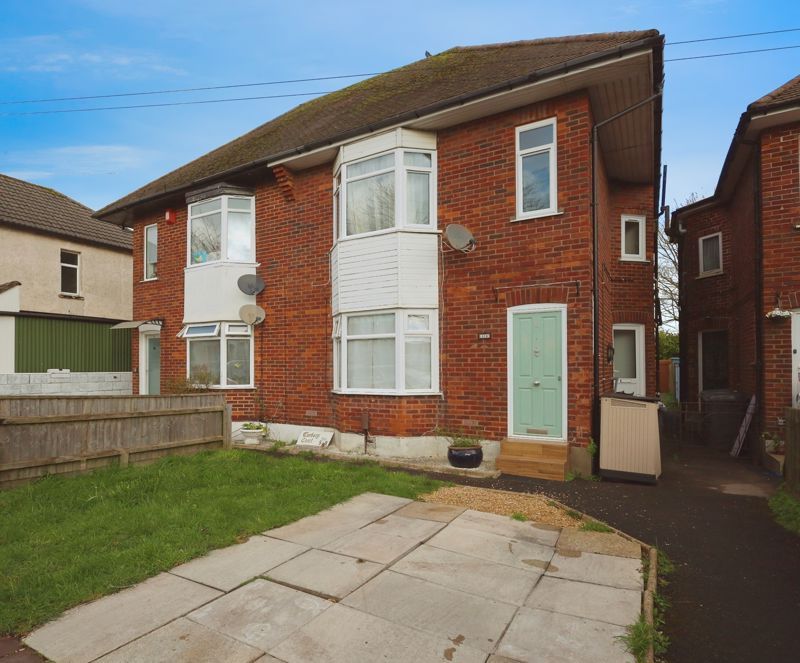 2 bed flat for sale in Wallisdown Road, Bournemouth BH11, £200,000 Zoopla