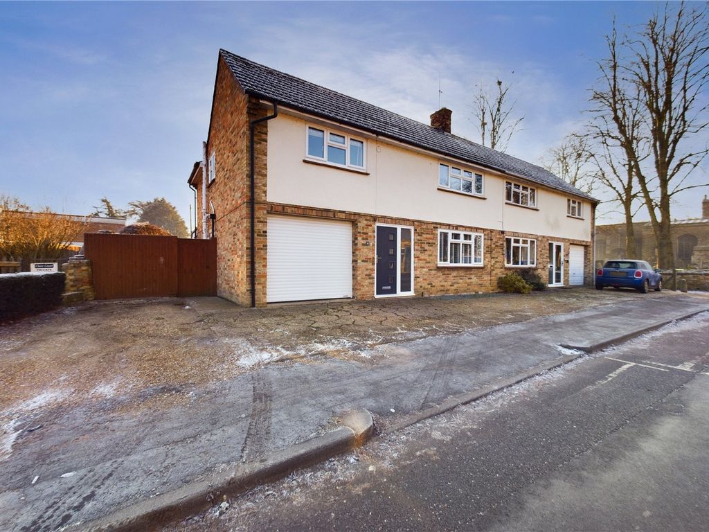 3 bed semidetached house for sale in Church Street, St. Ives