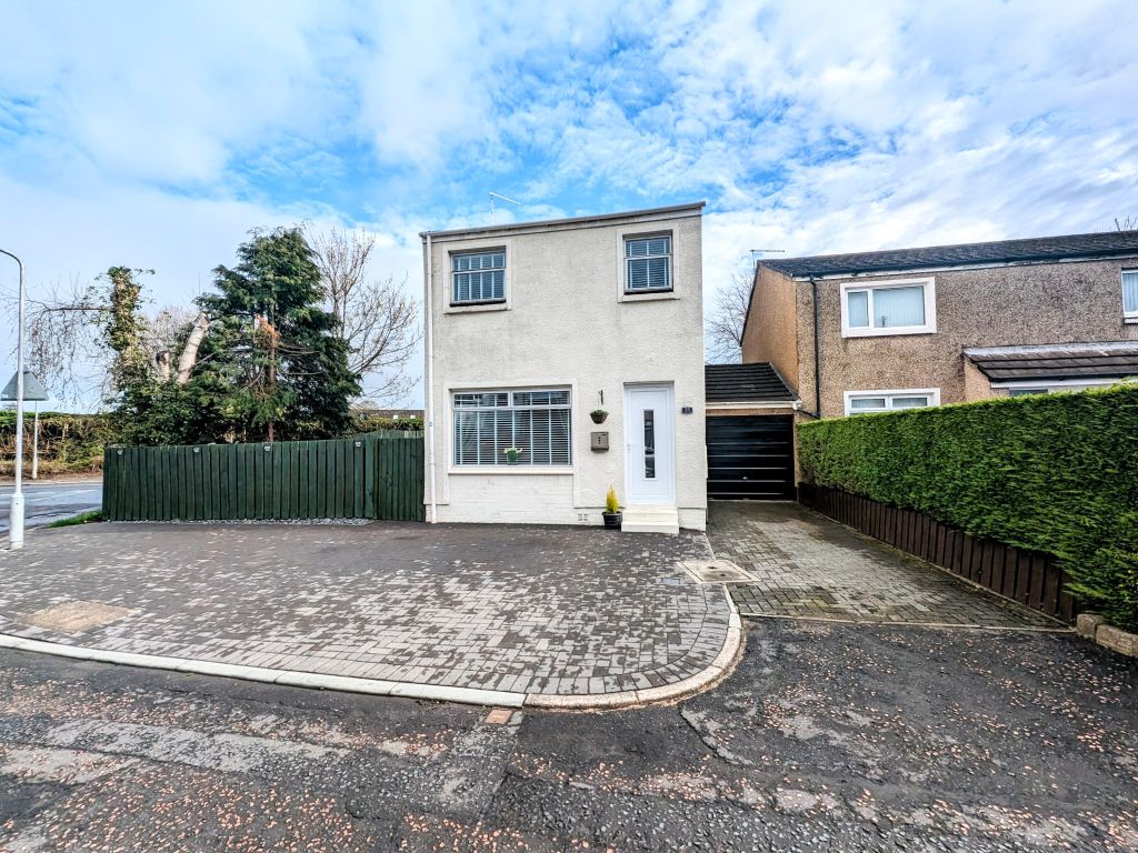 3 bed link detached house for sale in Titchfield Way, Irvine KA11, £