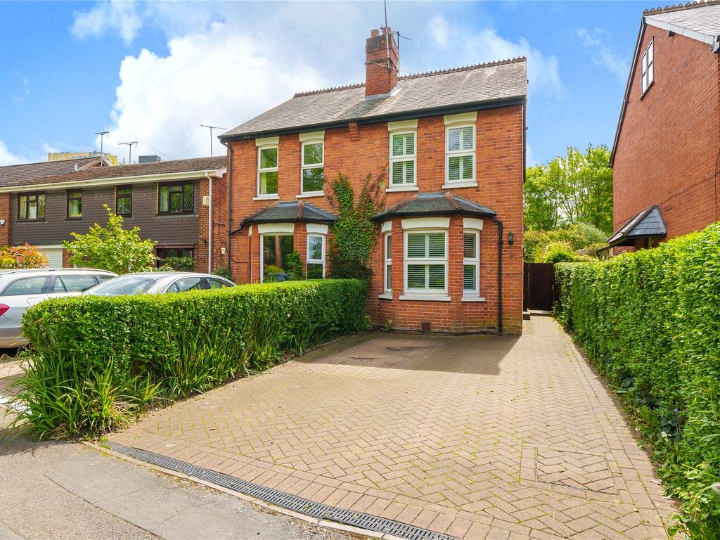 3 bed semidetached house for sale in Horsell, Surrey GU21 Zoopla