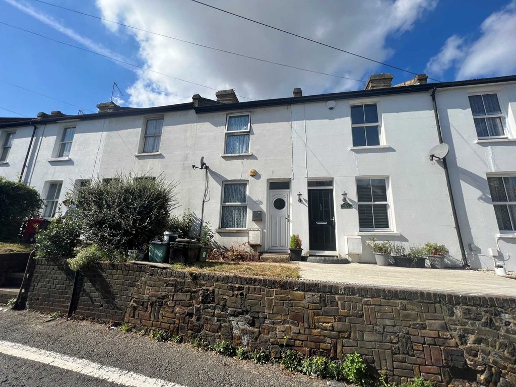 3 bed property for sale in Brook Street, Erith DA8, £340,000 Zoopla