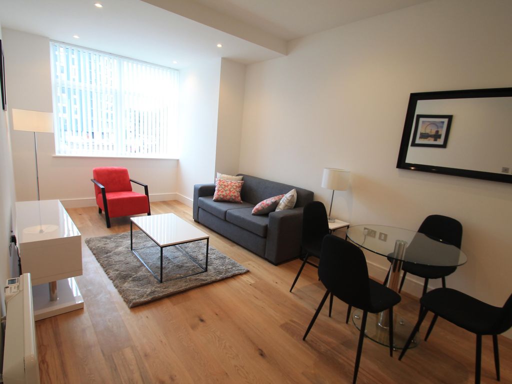 2 bed flat to rent in Park Street West, Luton LU1 Zoopla